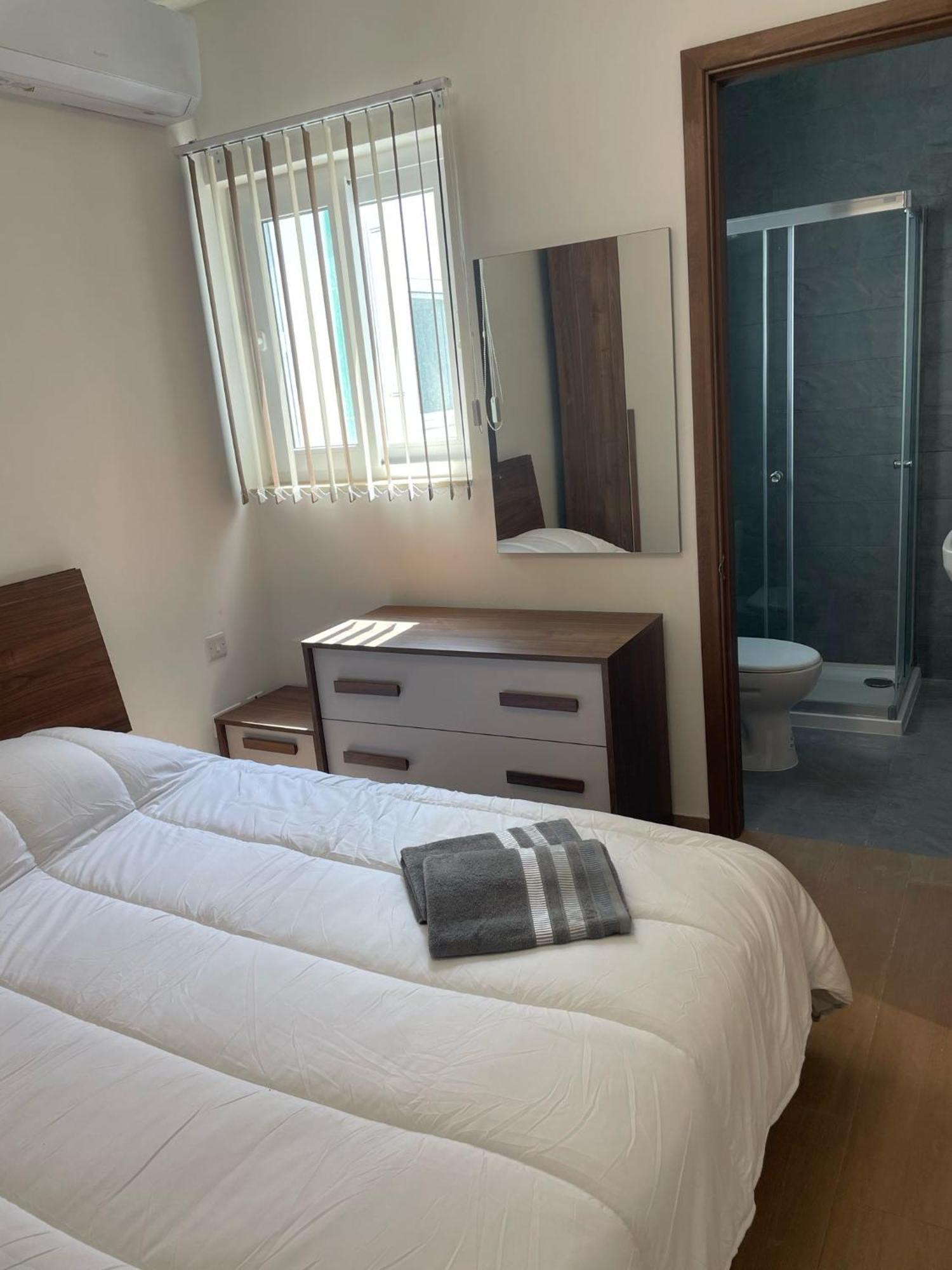 Three Bedroom Penthouse San Ġwann 外观 照片