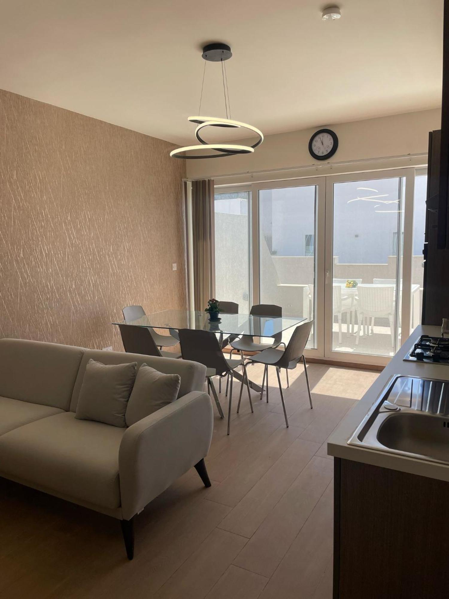 Three Bedroom Penthouse San Ġwann 外观 照片